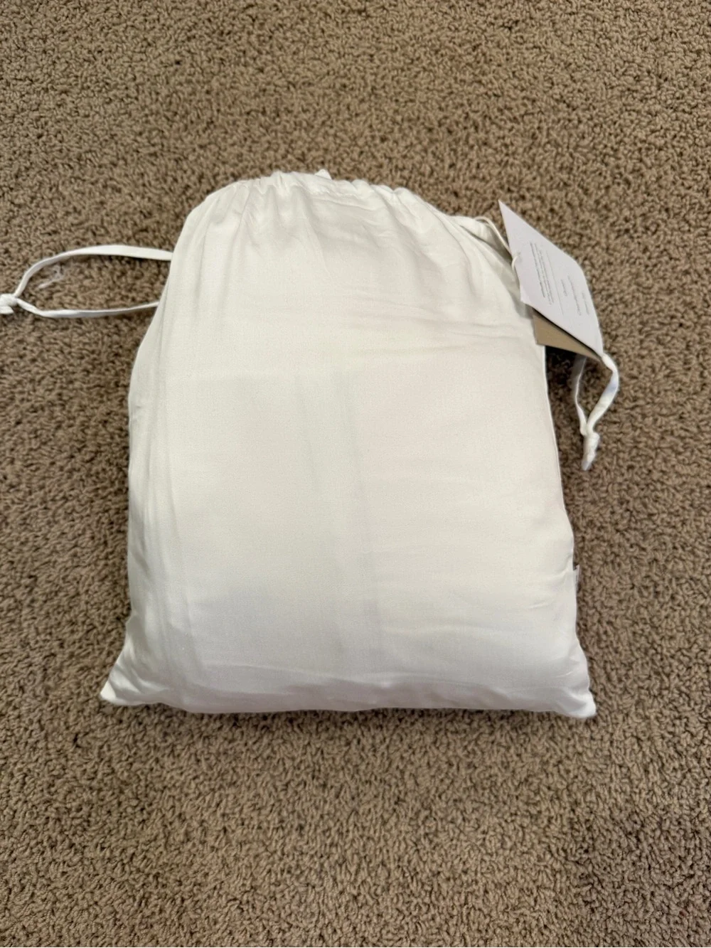 Ettitude Bamboo Lyocell Sheet Set in Feather White for Queen